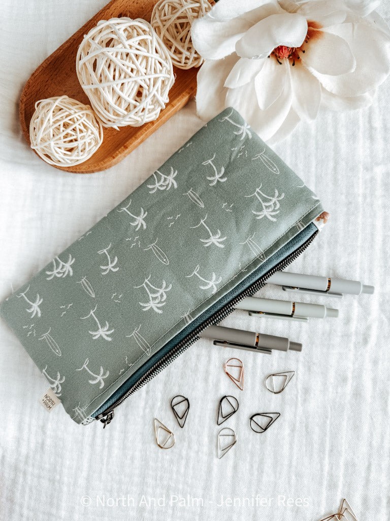 Blue Beach Days Medium Pouch