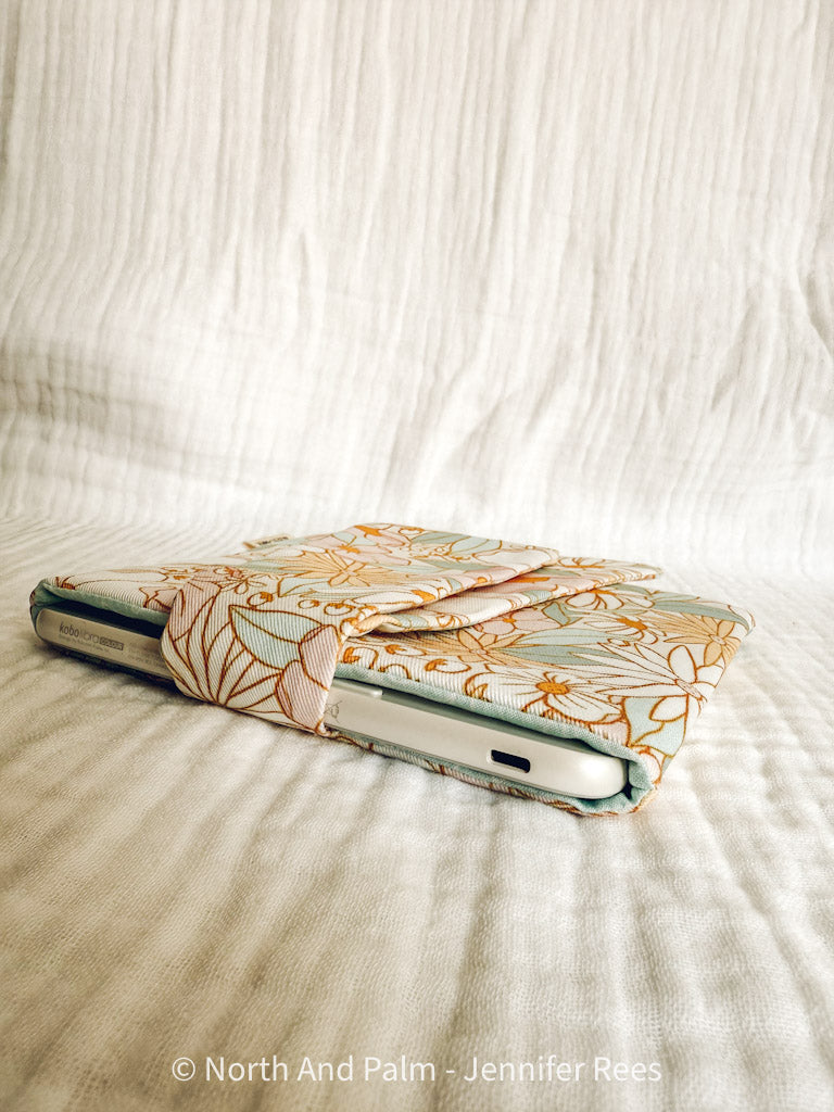 Janis E-Reader Sleeve