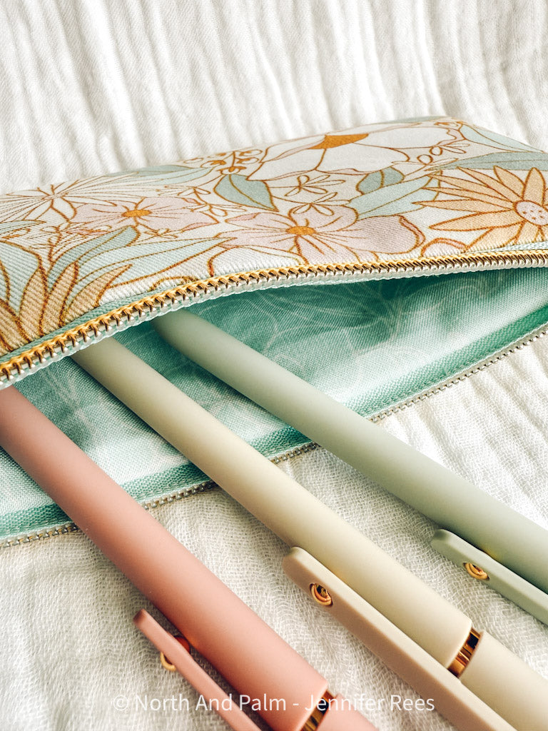 Janis Medium Pouch