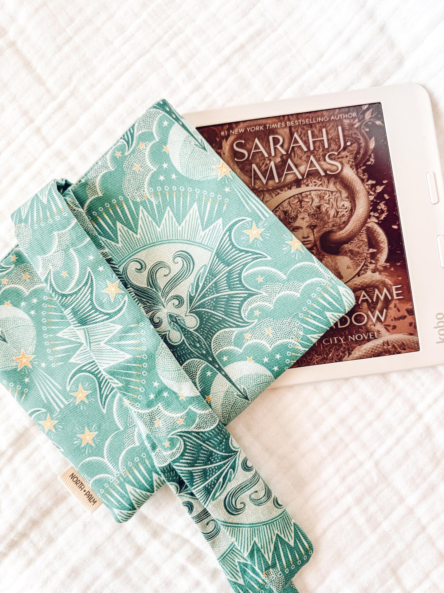 Briar Dragon Flame E-Reader Sleeve